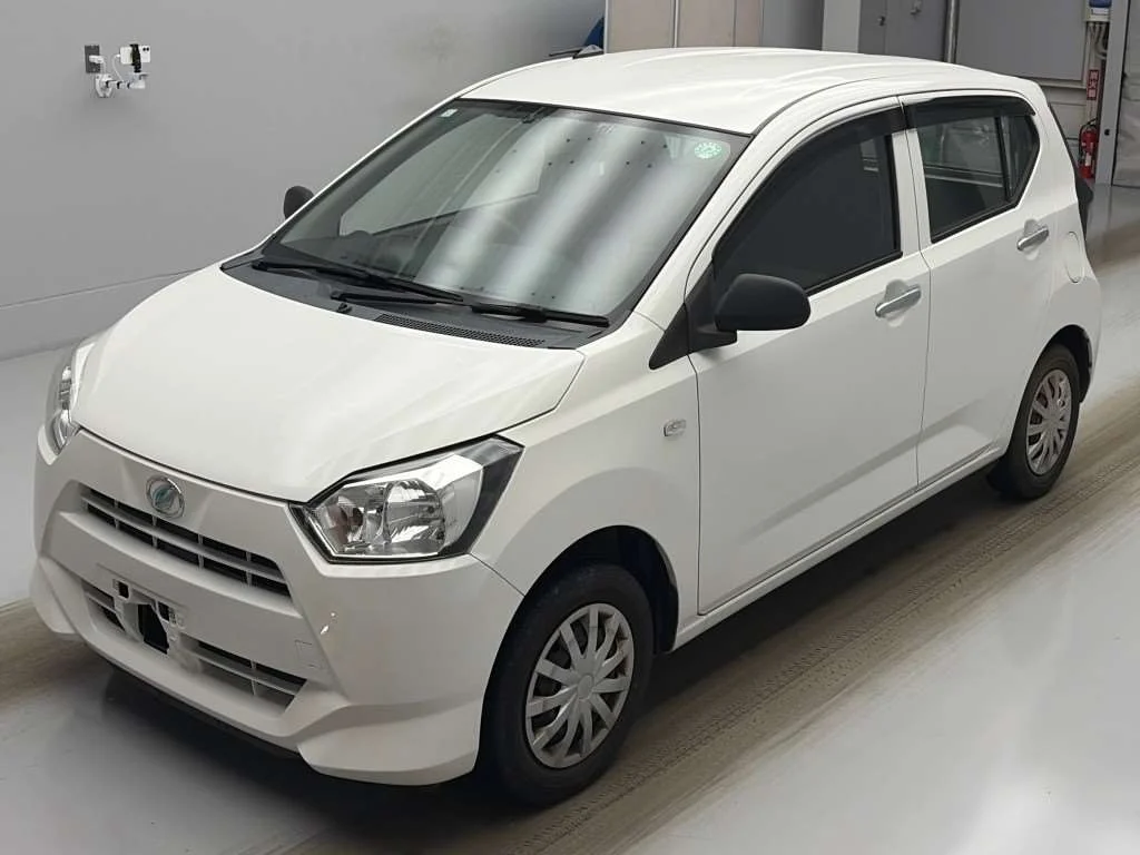 Daihatsu Mira e:S LA350S 2021